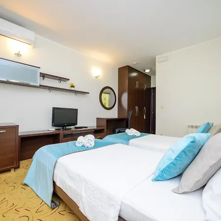 Hotel Odissey Jaz